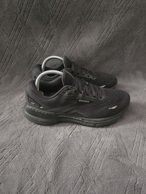 Brooks Adrenaline GTS 23 Running Shoes Womens Sz 10 Athletic Sneakers Trainers.